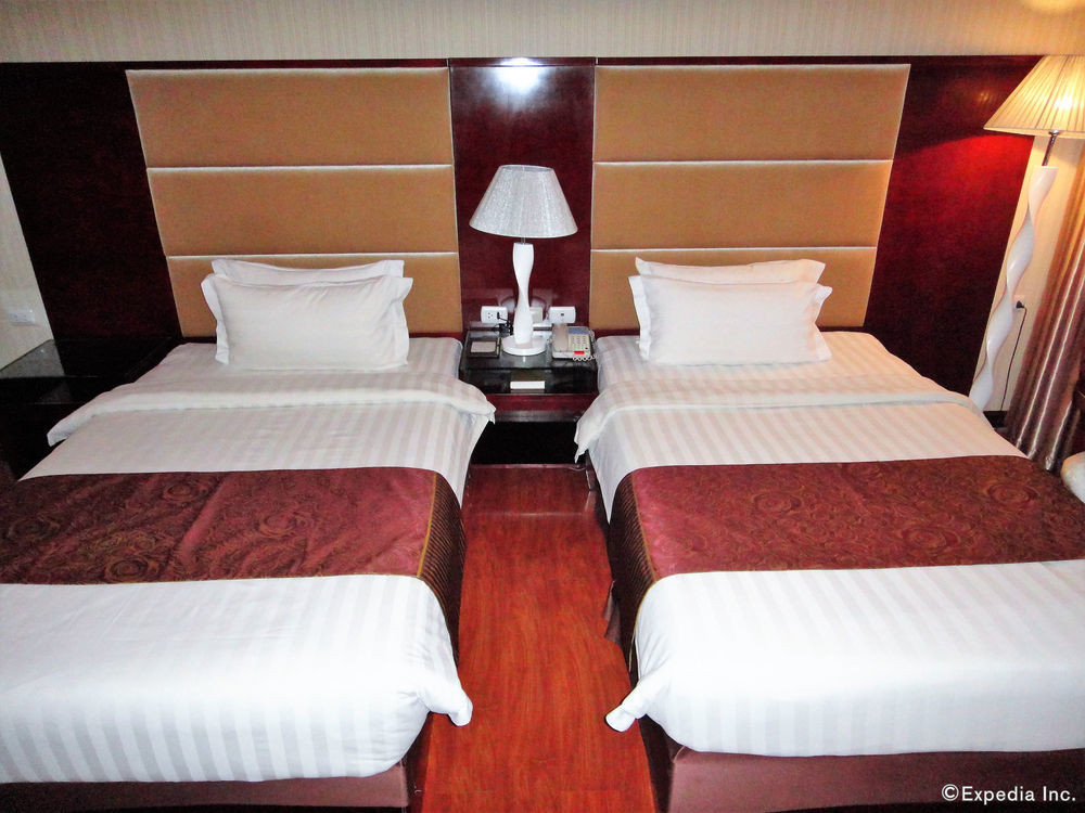 Sunlight Hotel Puerto Princesa Ngoại thất bức ảnh