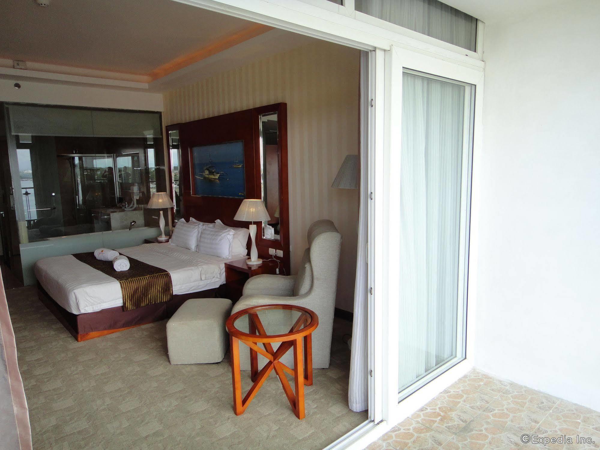 Sunlight Hotel Puerto Princesa Ngoại thất bức ảnh
