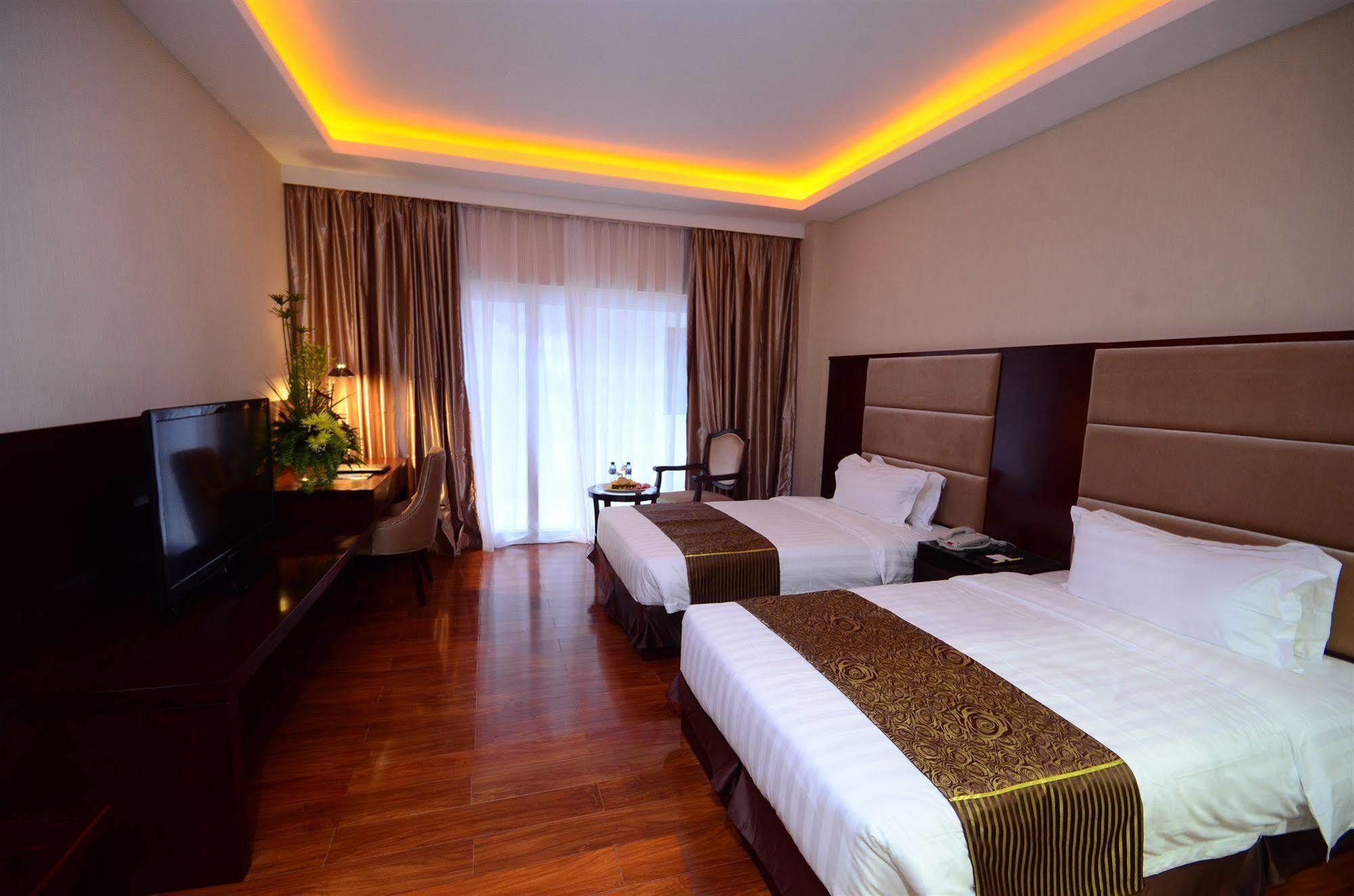 Sunlight Hotel Puerto Princesa Ngoại thất bức ảnh